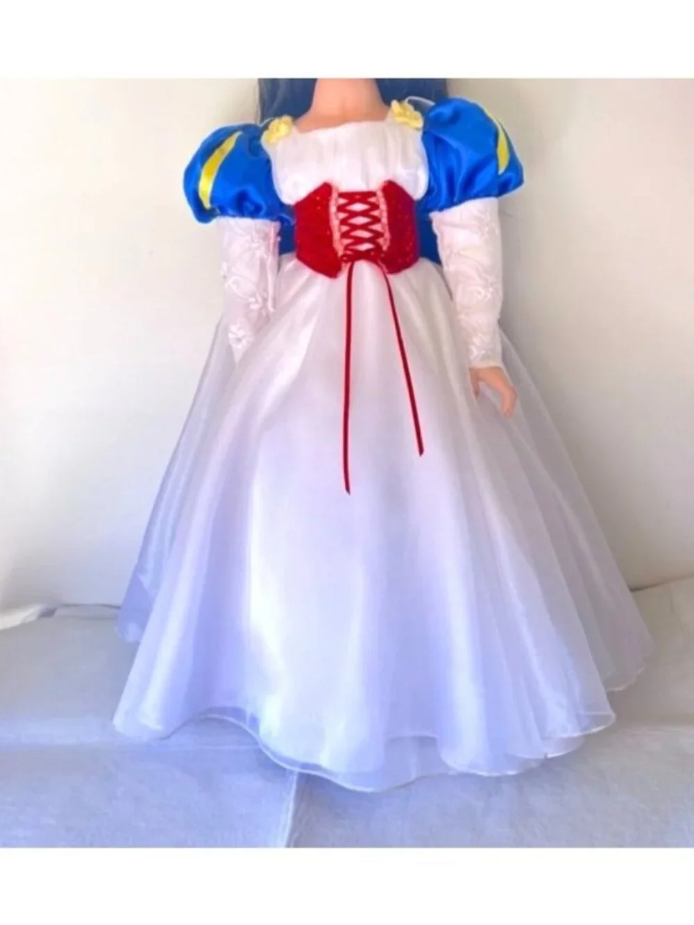 Marie Osmond Snow White Ceramic Doll 200th Anniversary Collector Doll